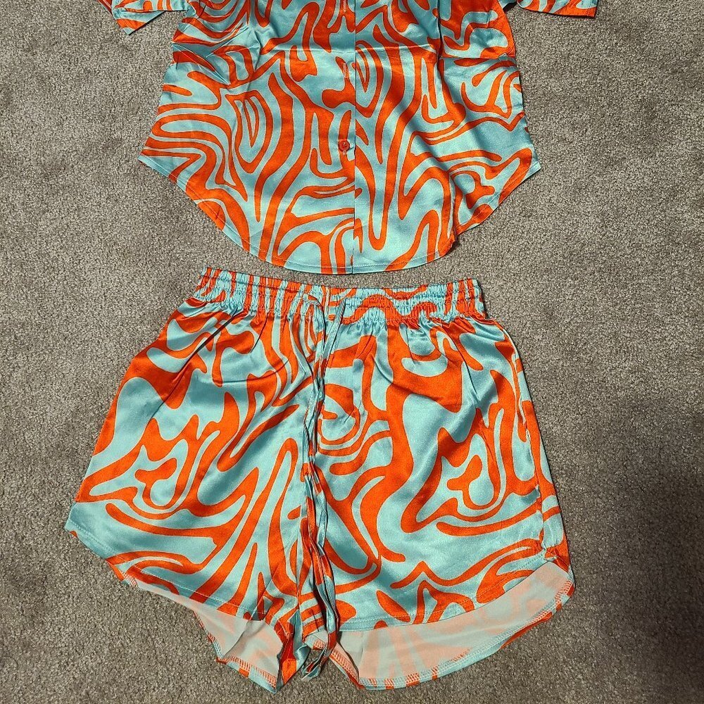 7 item lot! Ladies Lot- size Small lot - Picture 8 of 11